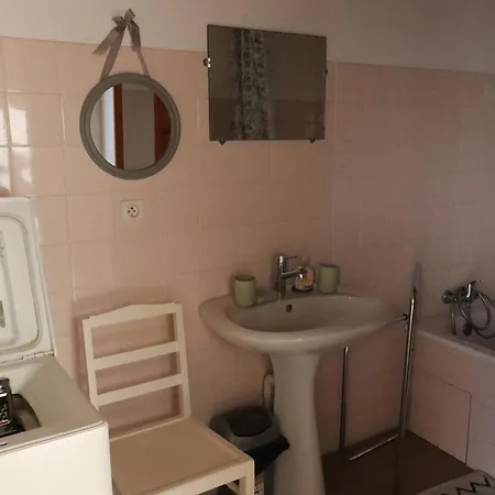 Maison Renovee 4 Pers. Avec Jardin Et Parking - Fr-1-738-34 Saint-Georges-de-Didonne