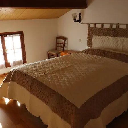Maison Rénovée 4 Pers. Avec Jardin Et Parking - Fr-1-738-34 *