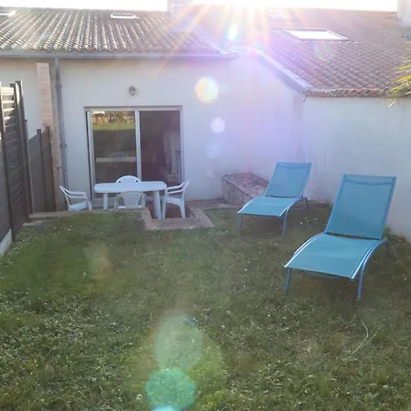 Сasa de vacaciones Maison Rénovée 4 Pers. Avec Jardin Et Parking - Fr-1-738-34 Saint-Georges-de-Didonne