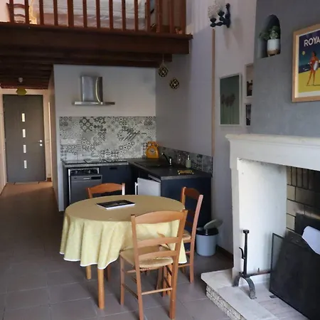 Maison Rénovée 4 Pers. Avec Jardin Et Parking - Fr-1-738-34 * Saint-Georges-de-Didonne
