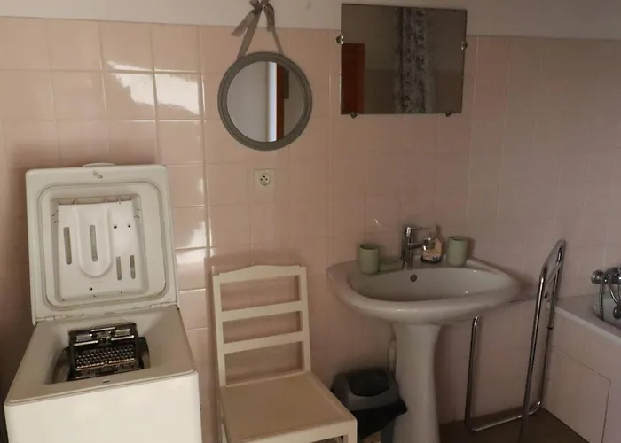 Maison Renovee 4 Pers. Avec Jardin Et Parking - Fr-1-738-34